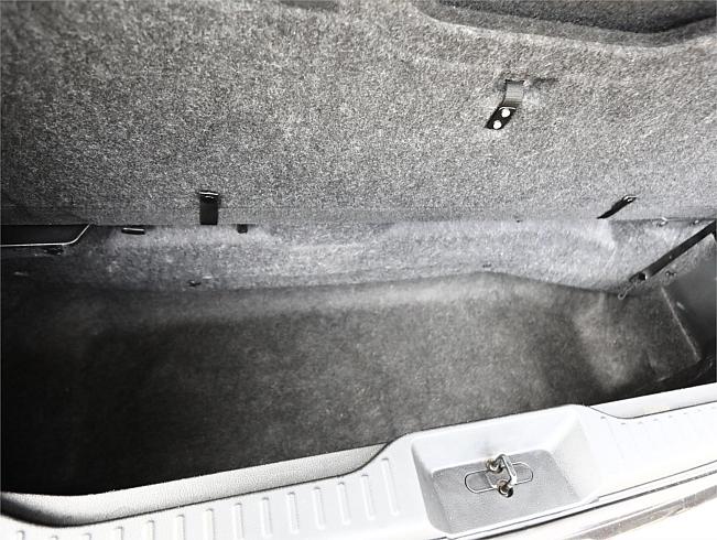  2011 Nissan Elgrand Rider