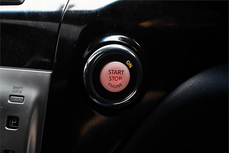  2011 Nissan Elgrand Rider