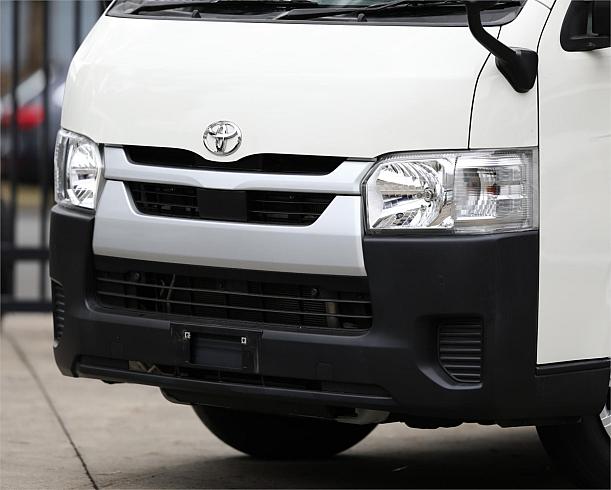 2022 Toyota Hiace Dx (52609)