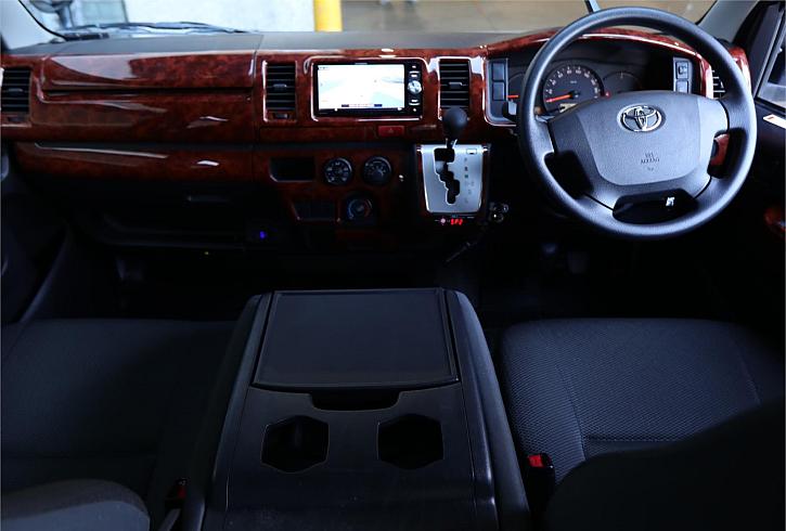  2015 Toyota Hiace Dx ( 98879)
