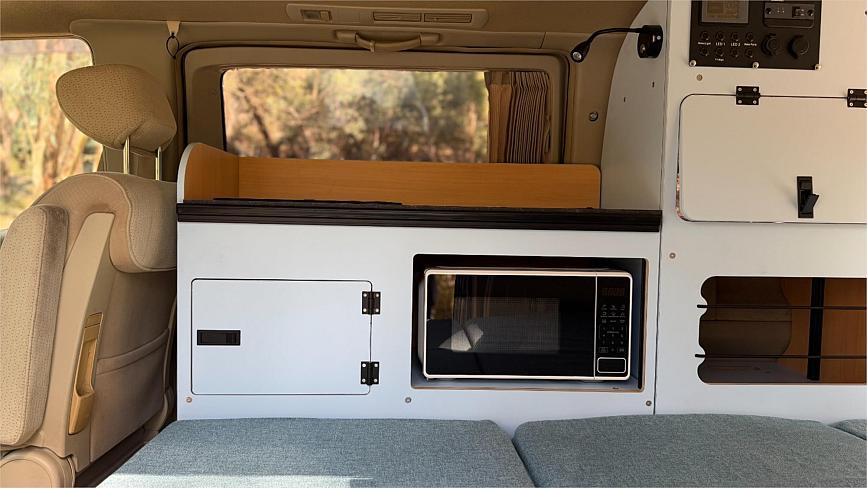  2005 Nissan Camper Van