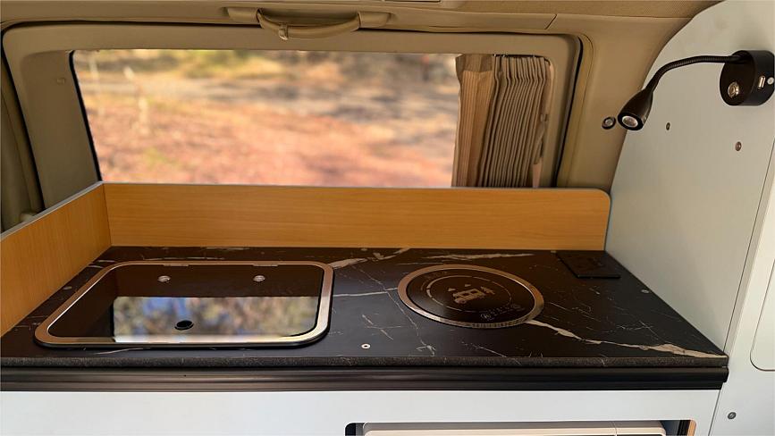  2005 Nissan Camper Van
