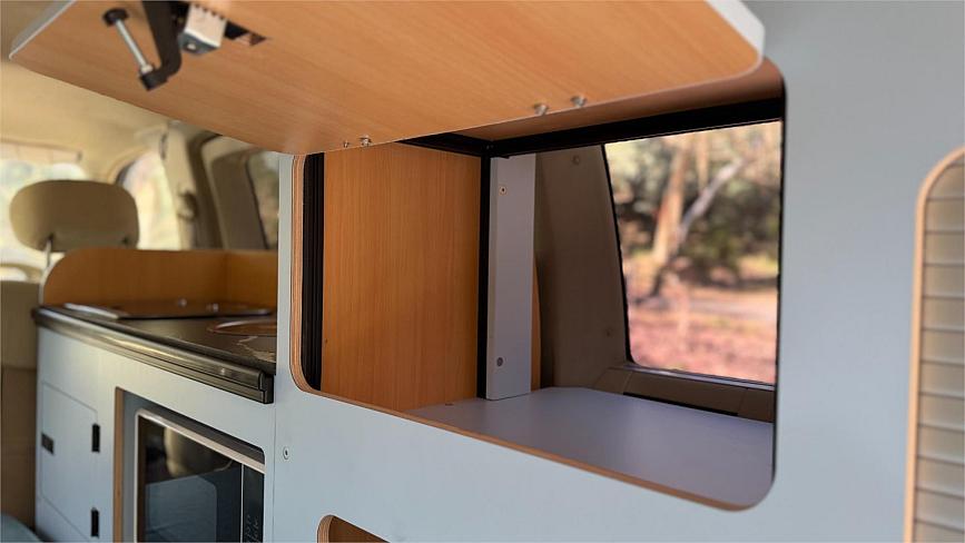  2005 Nissan Camper Van