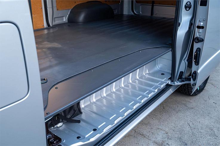 2017 Toyota Hiace Dx (18743) 4wd