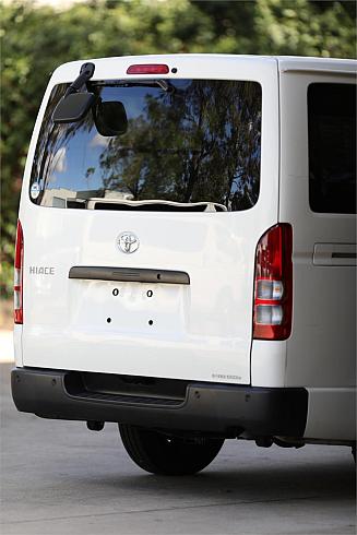 2022 Toyota Hiace Dx (8064 )