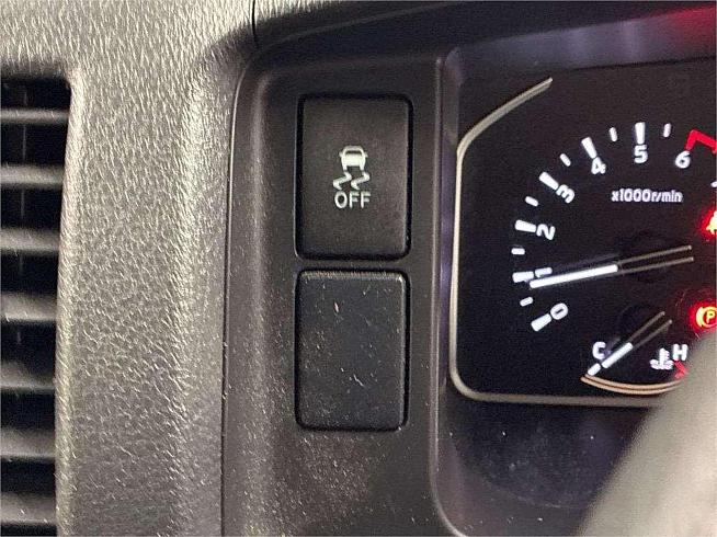  2020 Toyota Hiace Dx (21795 )