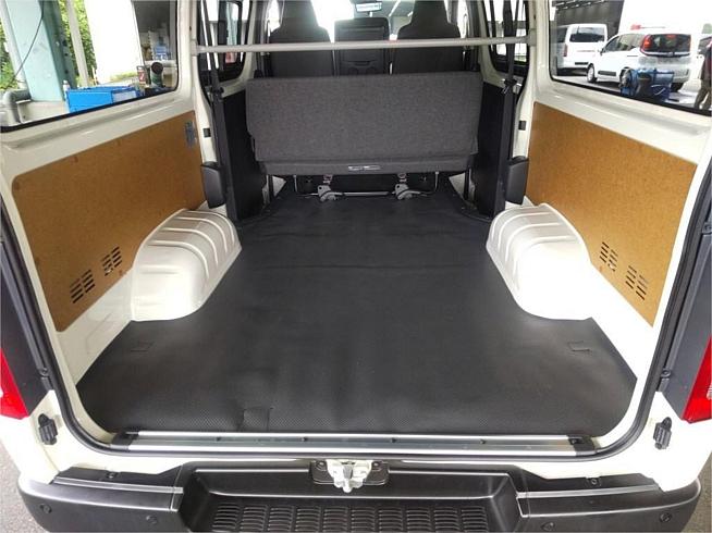  2025 Toyota Hiace Dx ( 16860 ) 4wd