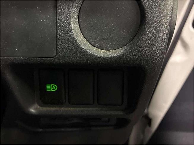  2020 Toyota Hiace Dx (11227)