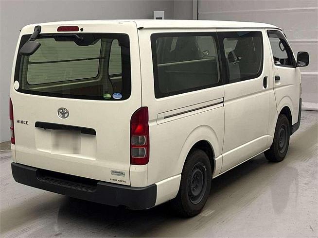  2020 Toyota Hiace Dx (11227)