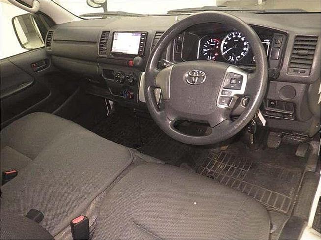 2020 Toyota Hiace Dx ( 43440 )