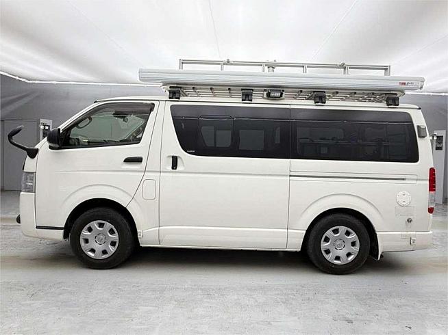  2019 Toyota Hiace Dx (05568)